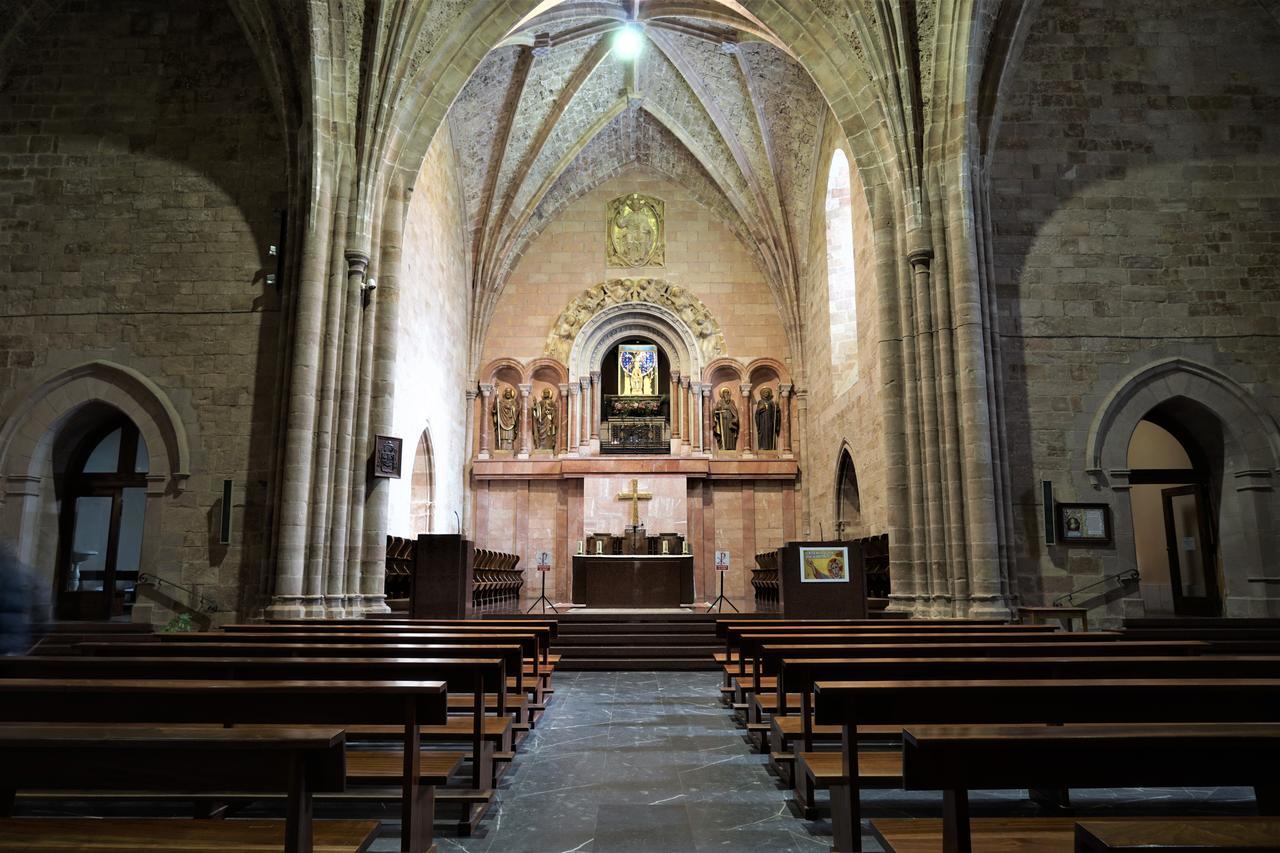 Monasterio De Santa Maria De Valvanera Anguiano Exterior photo